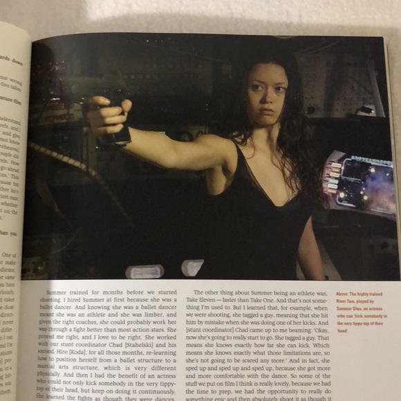 Rare: SERENITY The Official Visual Companion 1st Edition 2005 Titan Books - Picture 9 of 14